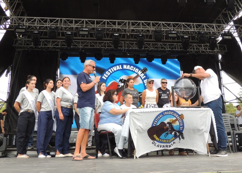 Ganadores del sorteo final de la rifa del Festival